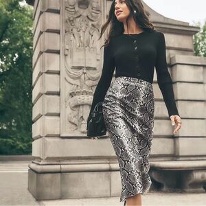 Ann Taylor Black and Gray Midi Skirt